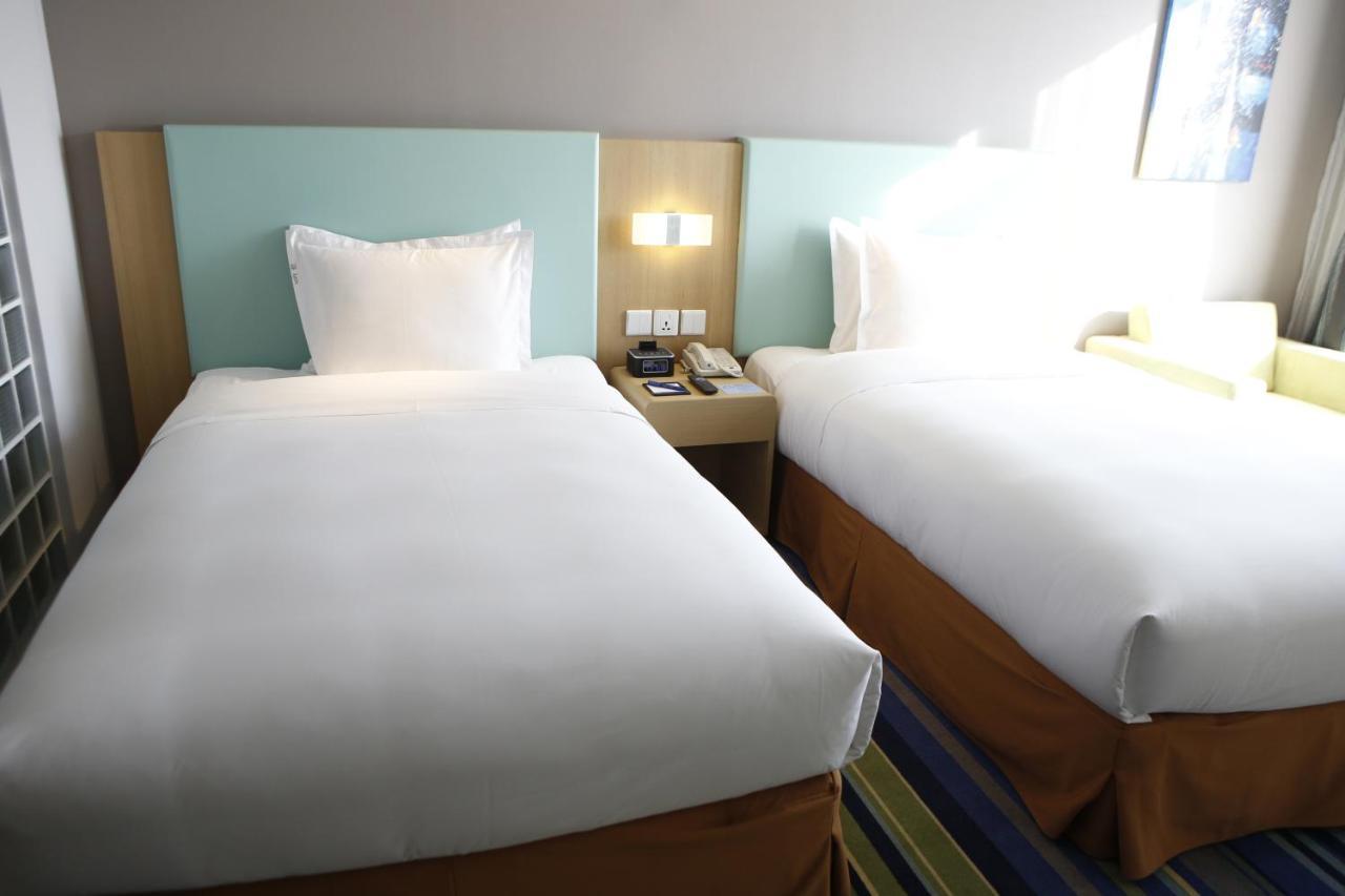 Holiday Inn Express Yingkou Onelong Plaza By Ihg Gaizhou Exteriör bild