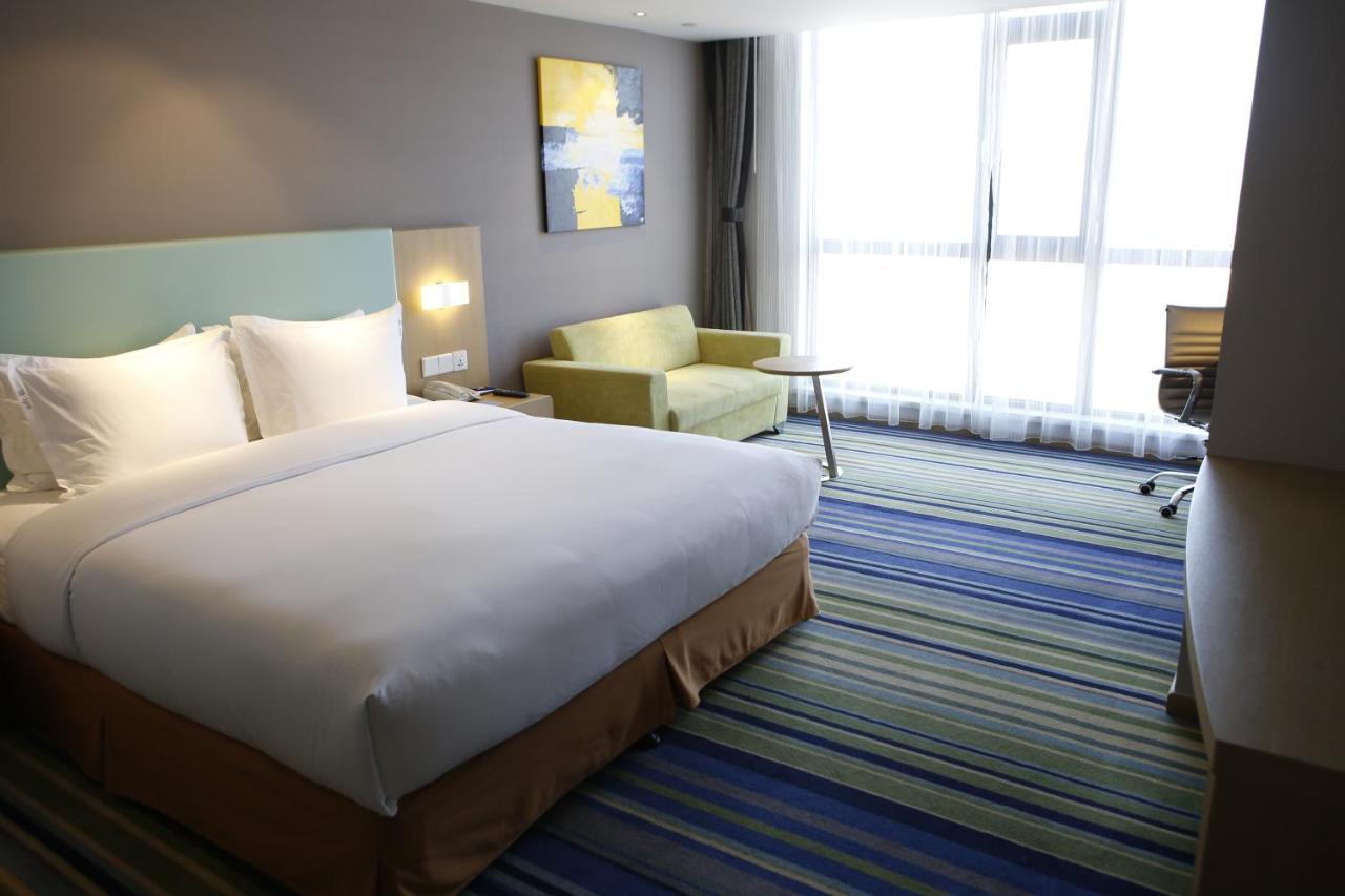 Holiday Inn Express Yingkou Onelong Plaza By Ihg Gaizhou Exteriör bild