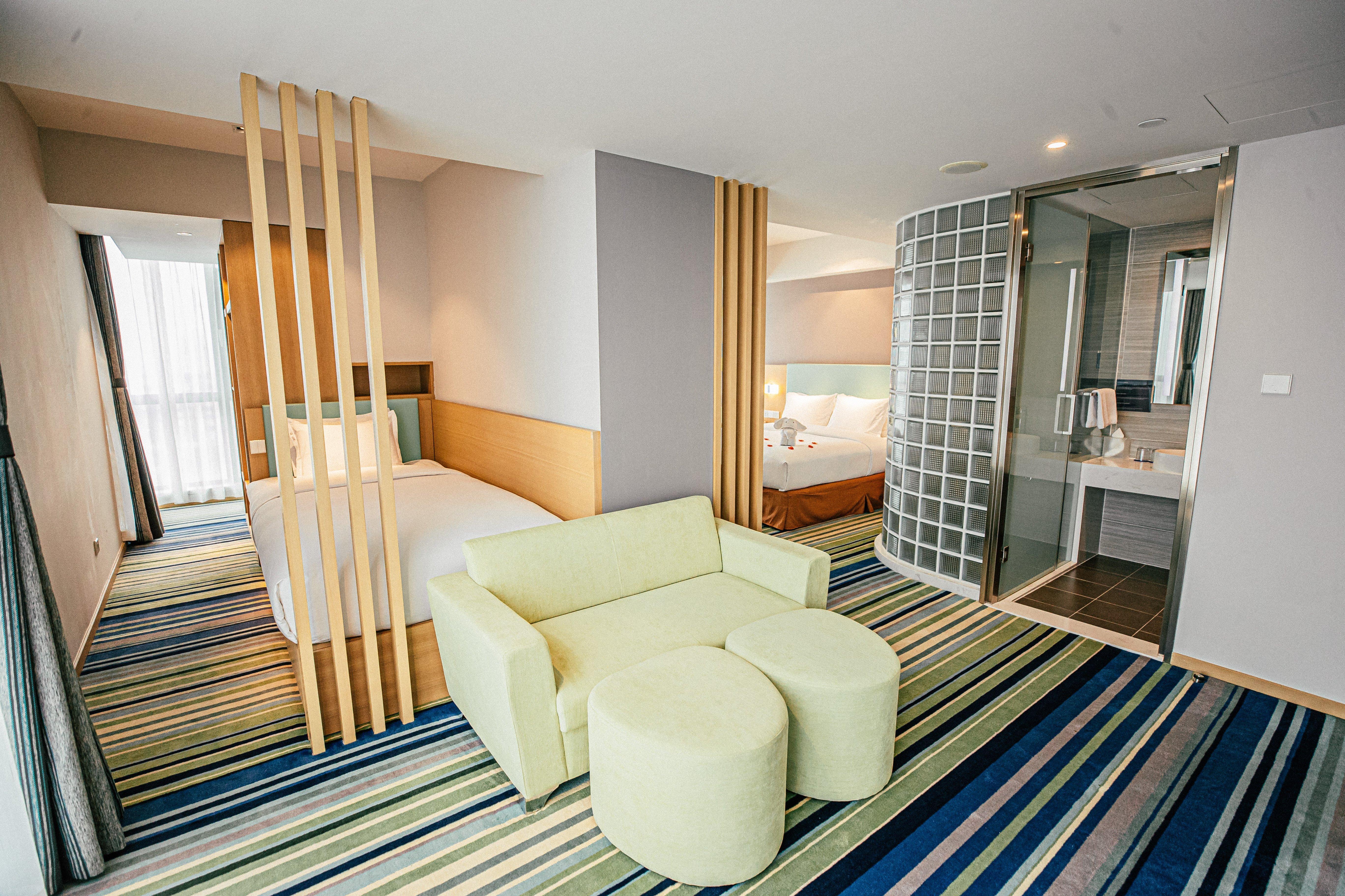 Holiday Inn Express Yingkou Onelong Plaza By Ihg Gaizhou Exteriör bild
